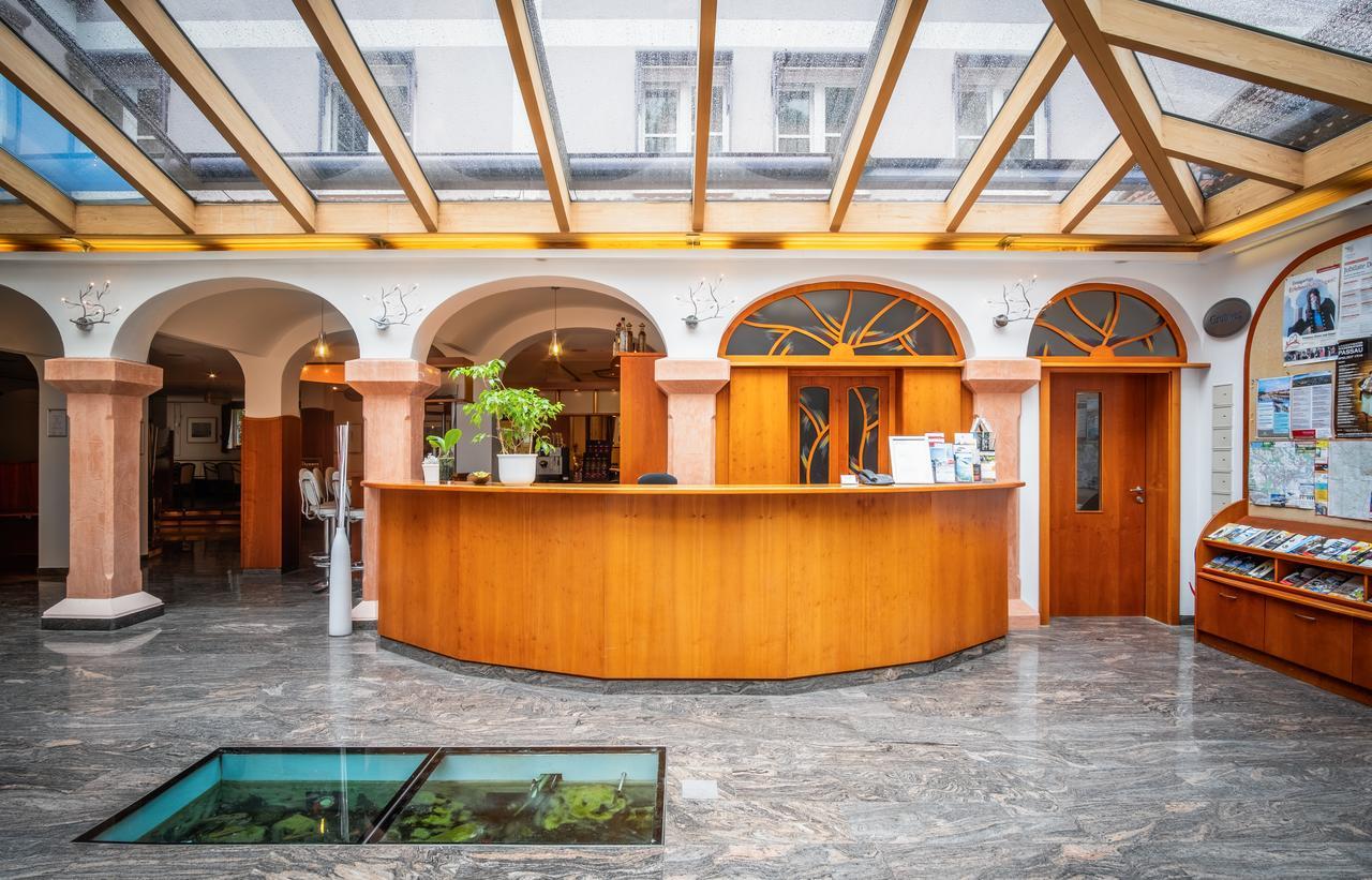 פסאו Hotel Atrium Garni מראה חיצוני תמונה